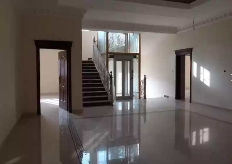 Residencial Listo Propiedad 7+ habitaciones U / F Villa en Compound  venta en al-sad , Doha #9991 - 1  image 